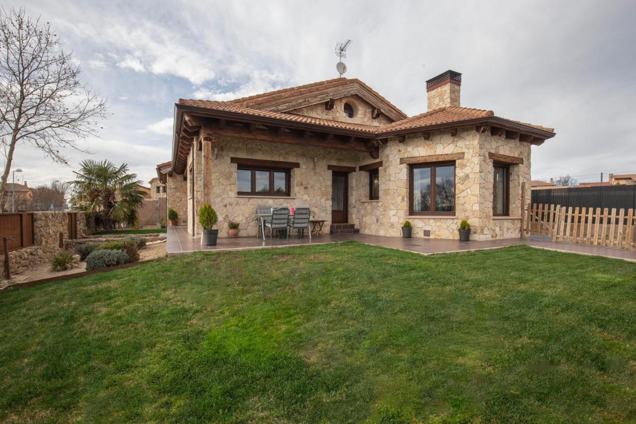 Casa Rural La Nava De Tizneros Exterior foto